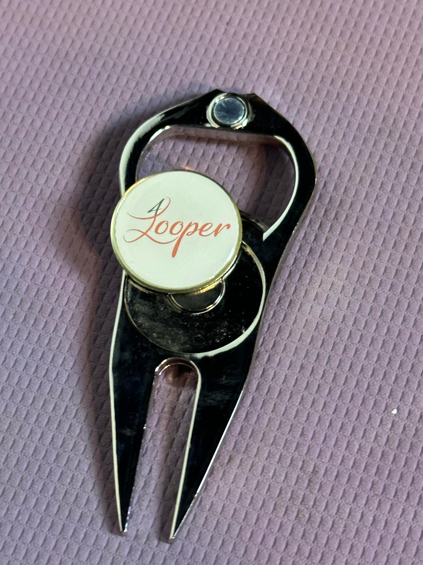 4Looper Divot Tool and Ball Marker